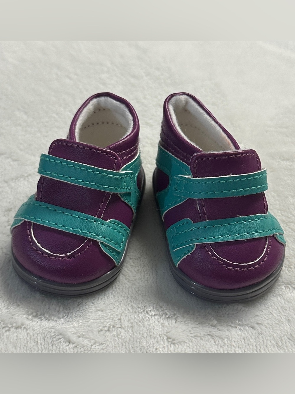 AMERICAN GIRL doll of the year meet gabriela mcbride purple teal doll sneakers